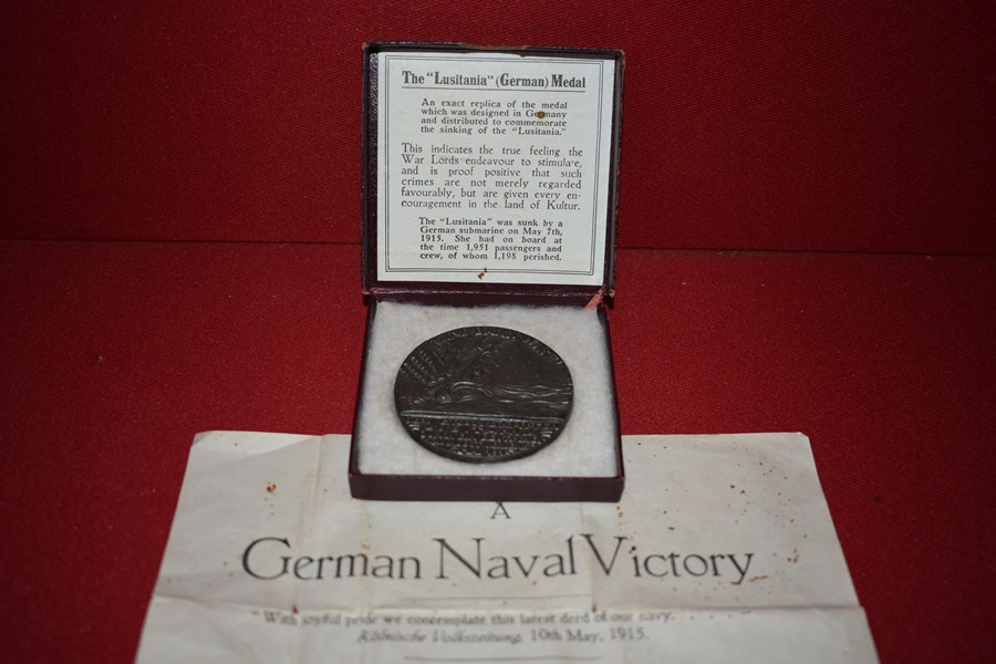 WW1 SINKING OF THE LUSITANIA MEDALLION-SOLD